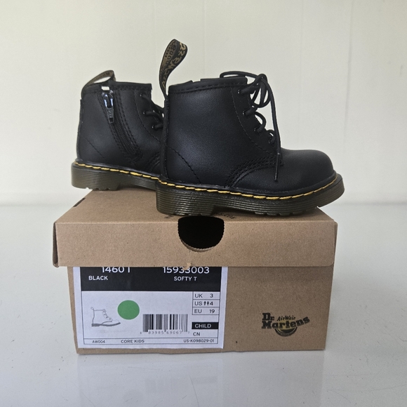 Doc Martens Infant Softy T Leather Boots Size 4 - Picture 3 of 5